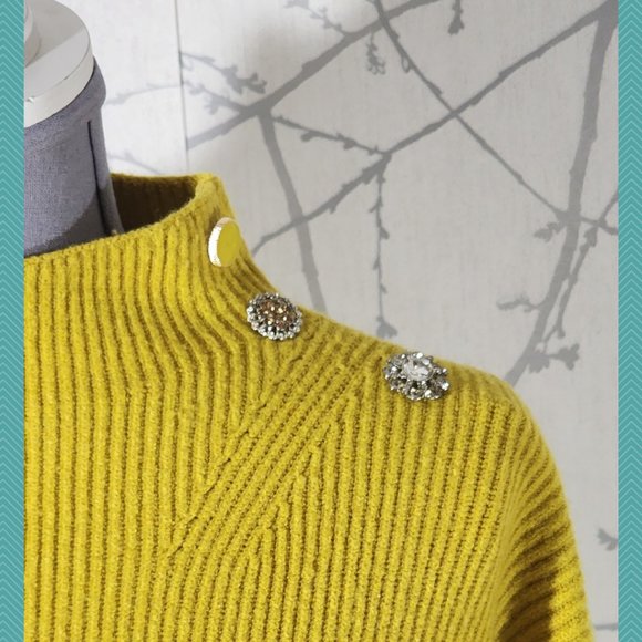 Melanie Lyne Yellow Ribbed Knit Embellished Mockneck Sweater - Picture 2 of 5